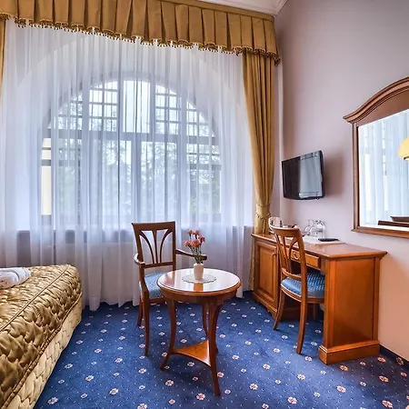 Art & Hotel