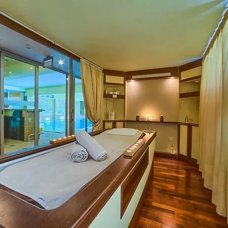 Hotel Art &